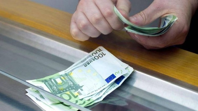 Euro rritet ne nivelin me te larte qe nga korriku, shkak energjia